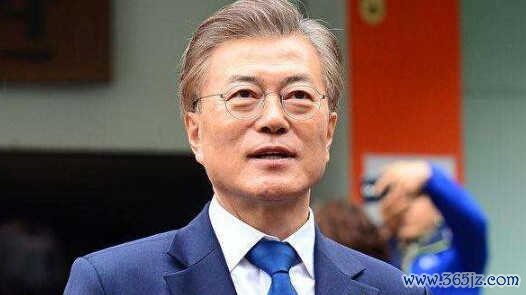 配资股票平台 李在明当选韩国共同民主党总统候选人